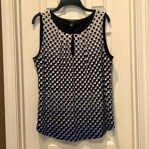 White House Black Market tank size Large